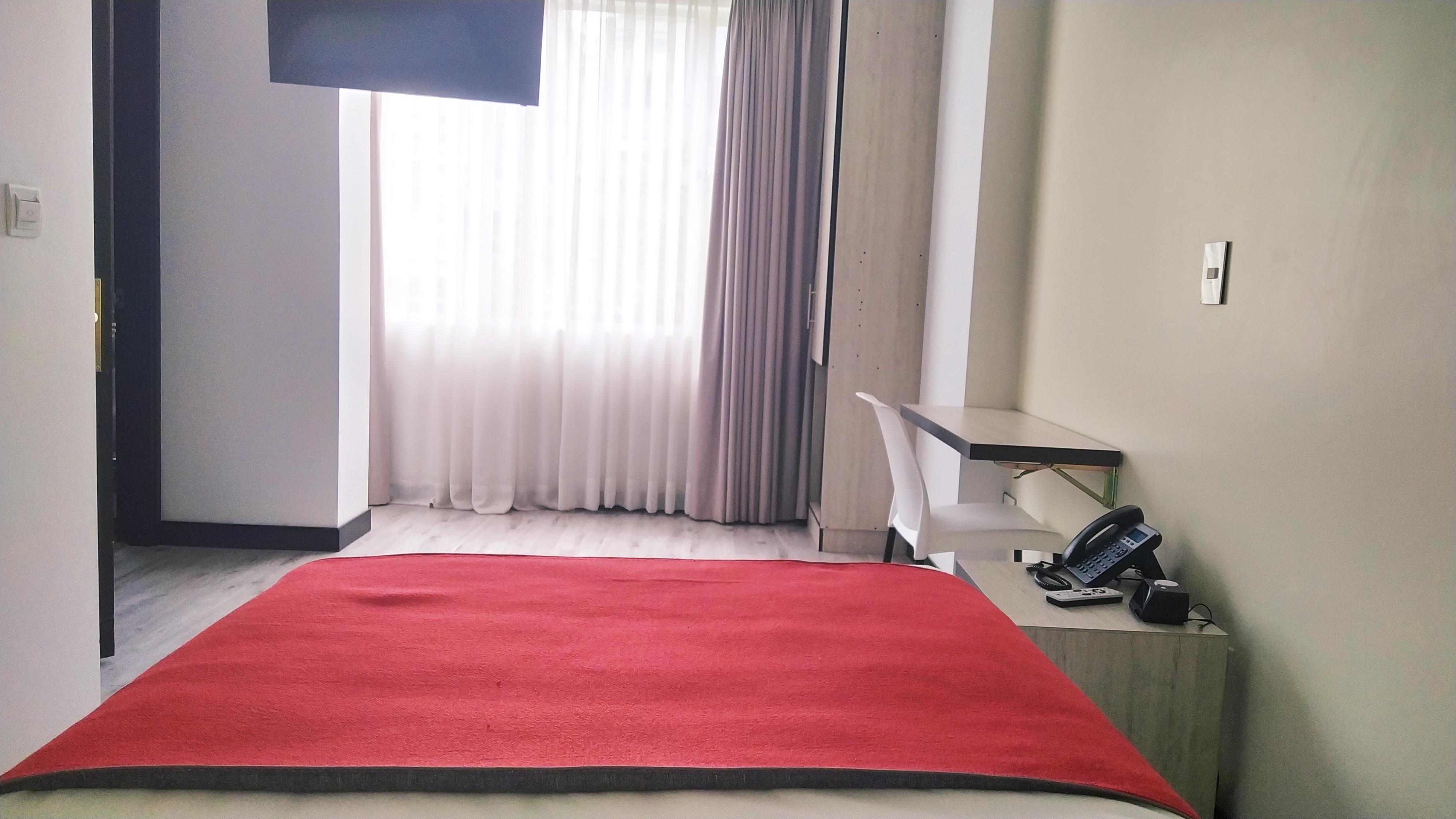 Hotel Wlh Silver Corferias Bogota Bagian luar foto