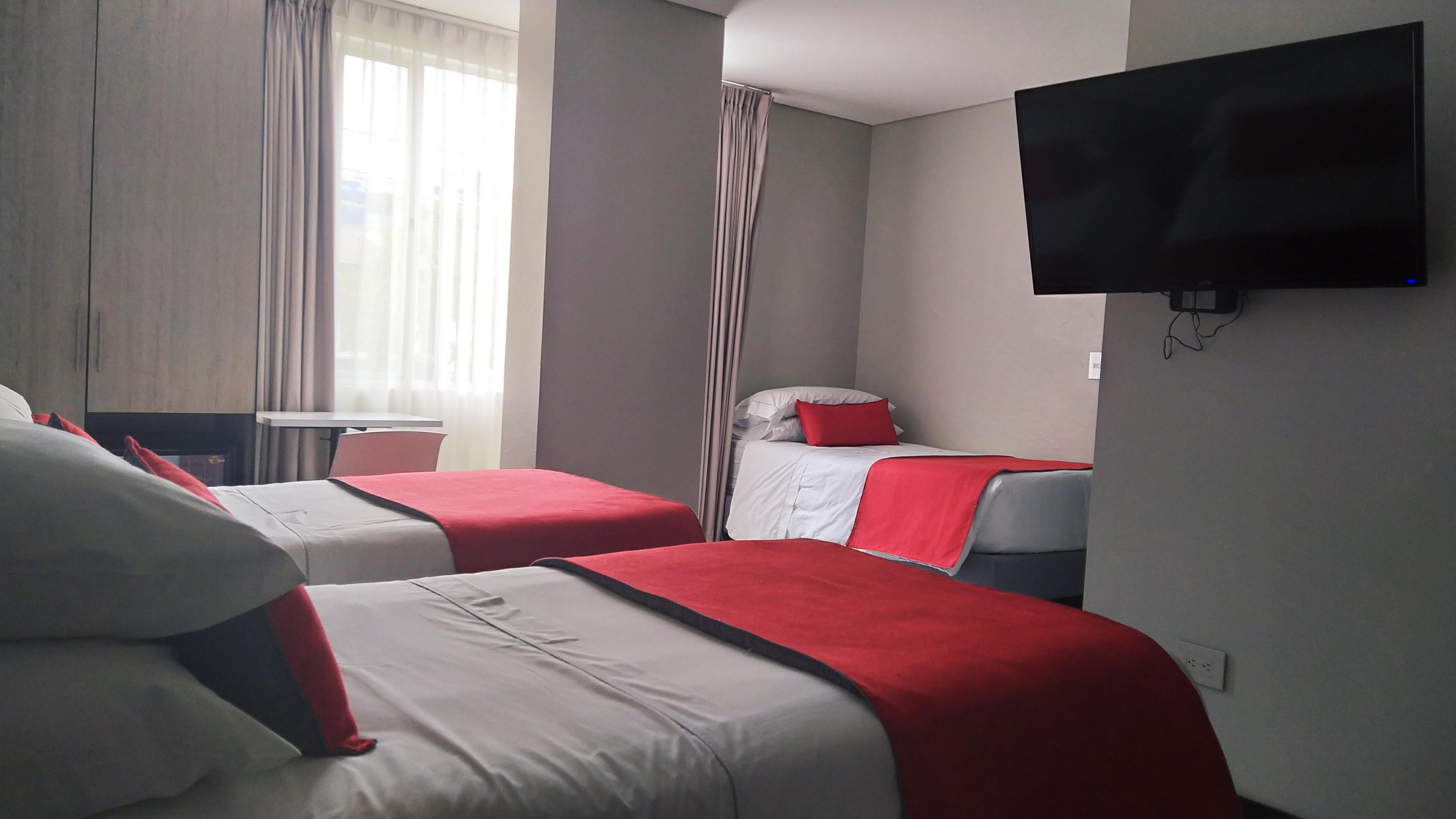 Hotel Wlh Silver Corferias Bogota Bagian luar foto