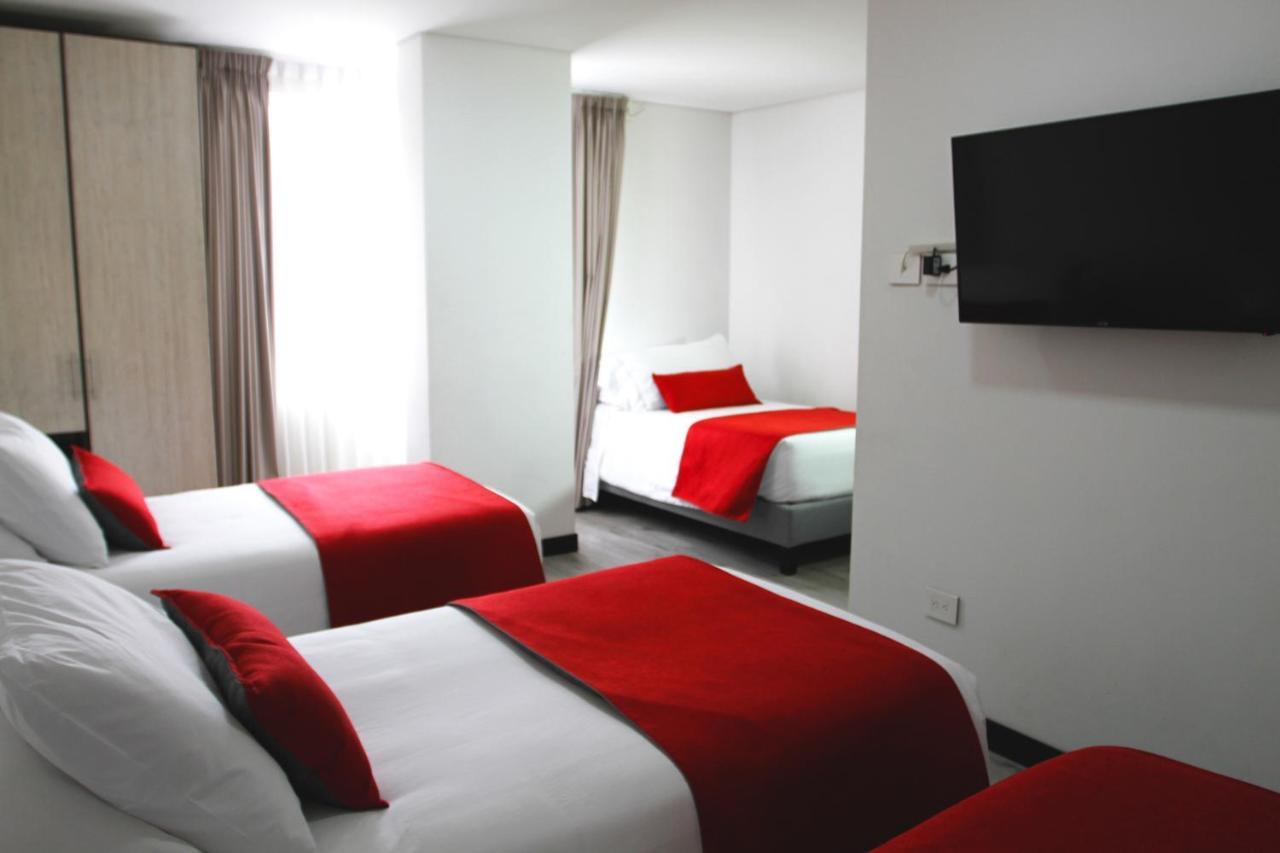 Hotel Wlh Silver Corferias Bogota Bagian luar foto